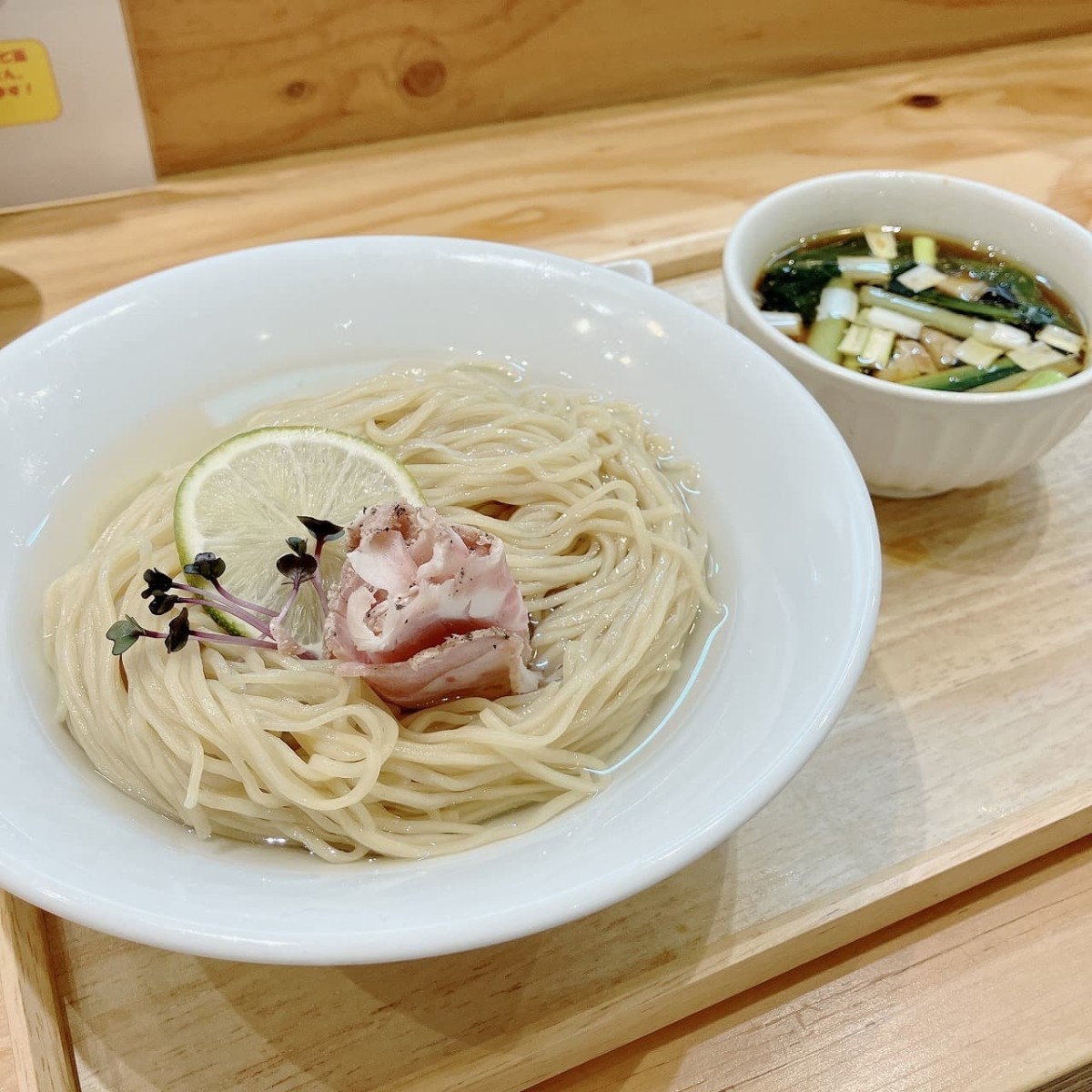 島根県出雲市にある『ぐり虎 ゆめタウン出雲店』の昆布水淡麗つけ麺