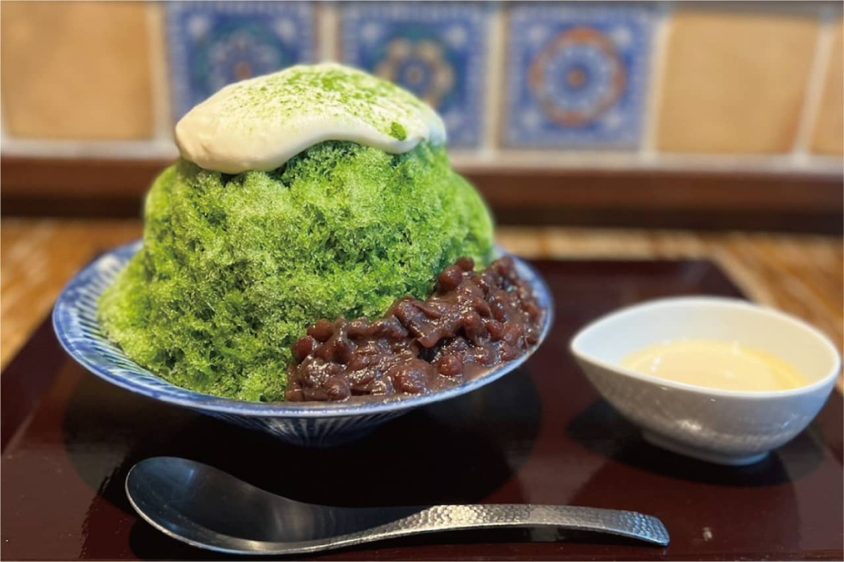 鳥取市カフェ「BOWL TABLE」と「茶房オクノシブヤ」のコラボかき氷