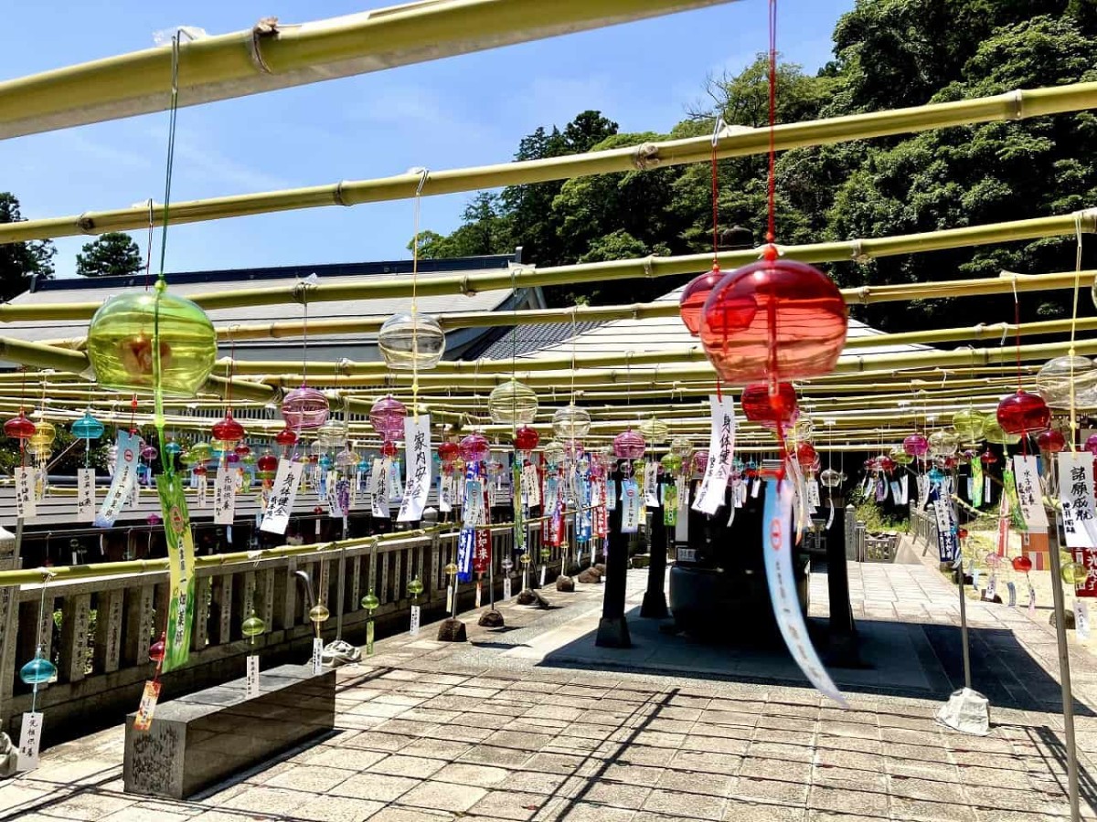 島根県出雲市の寺院「一畑薬師」の様子