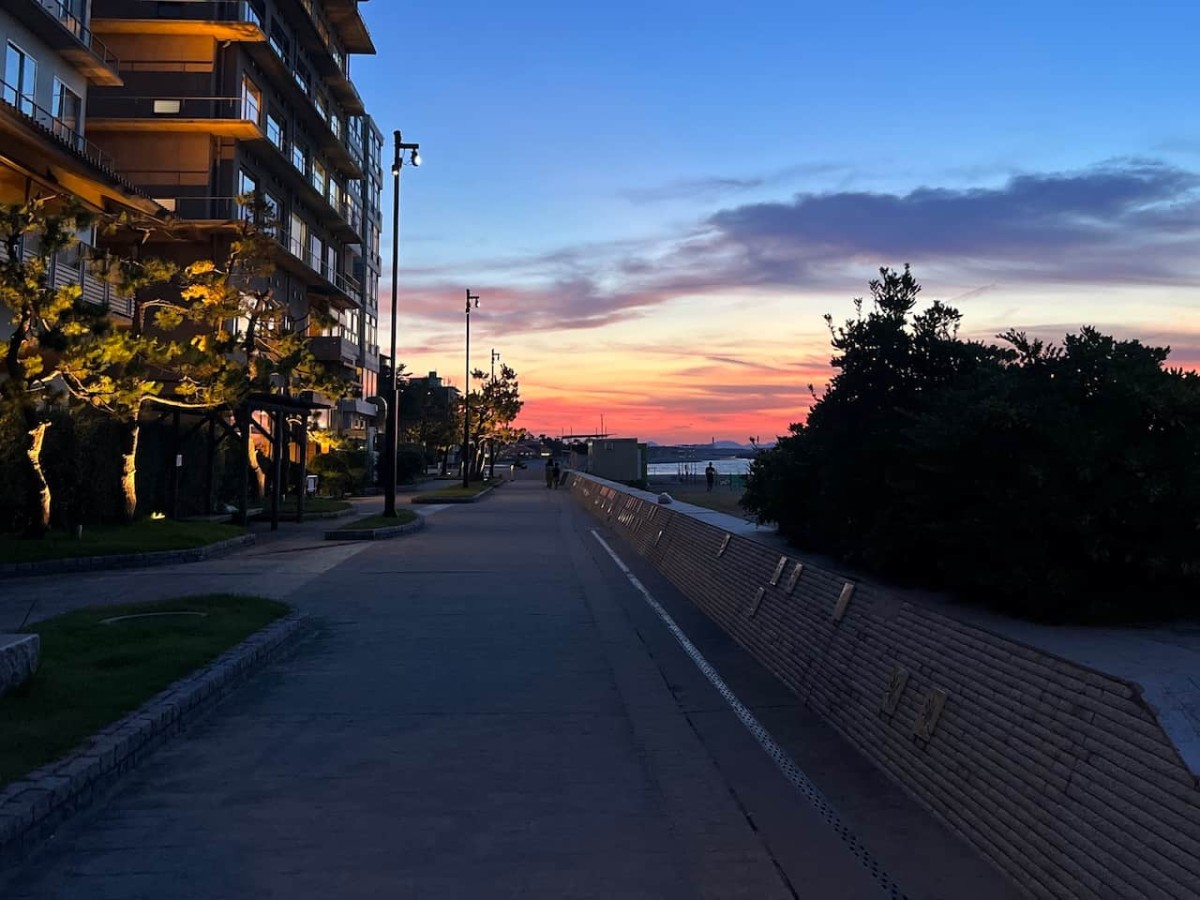 鳥取県米子市皆生温泉の夕暮れ時の雰囲気