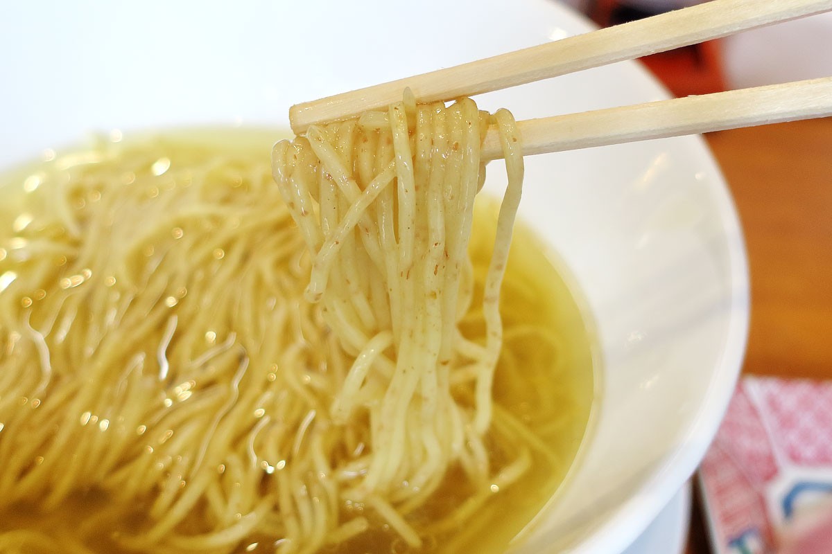 鳥取県米子市の人気ラーメン店『麺処 想』の新メニュー「地鶏 塩そば」