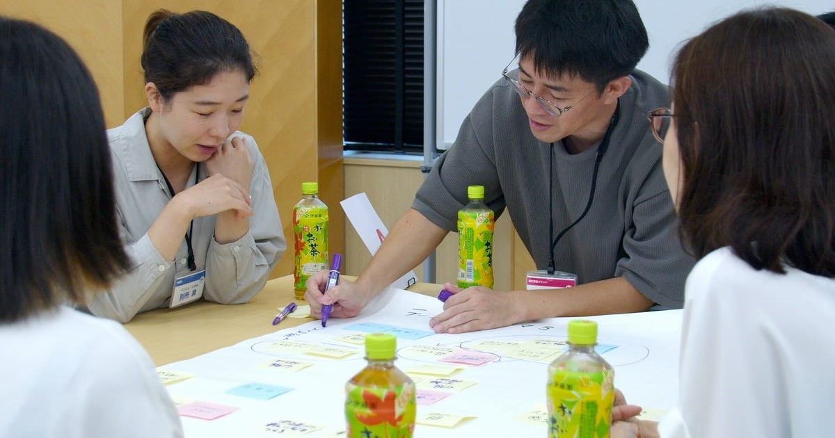 島根県松江市で開催したイベント「学生×企業ホンネ交流会」の様子