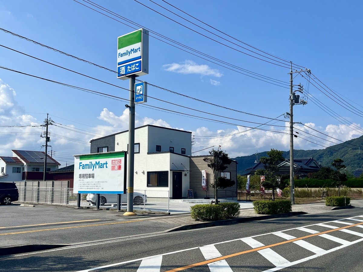 鳥取県境港市にある『かっぱ印の珈琲豆店』の外観