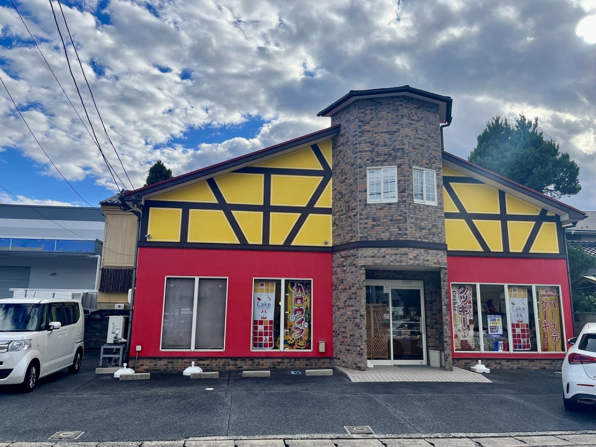 鳥取県境港市にある洋菓子店『パティシエ・ドゥ・ヒロ』の外観