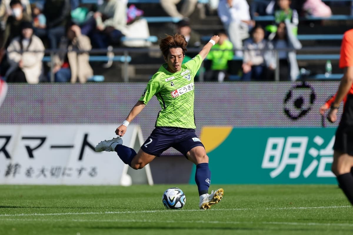 鳥取県のプロサッカークラブ「ガイナーレ鳥取」の試合風景