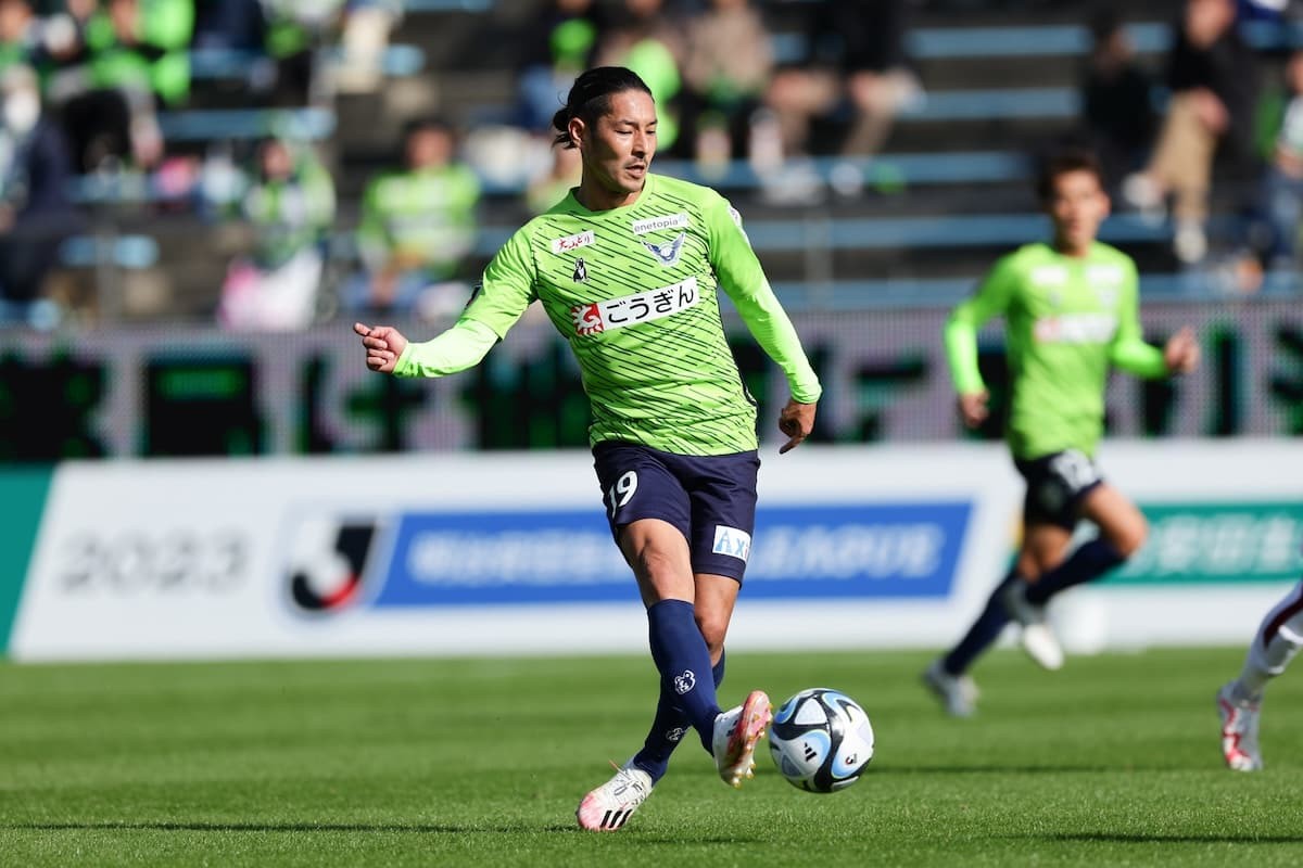 鳥取県のプロサッカークラブ「ガイナーレ鳥取」の試合風景