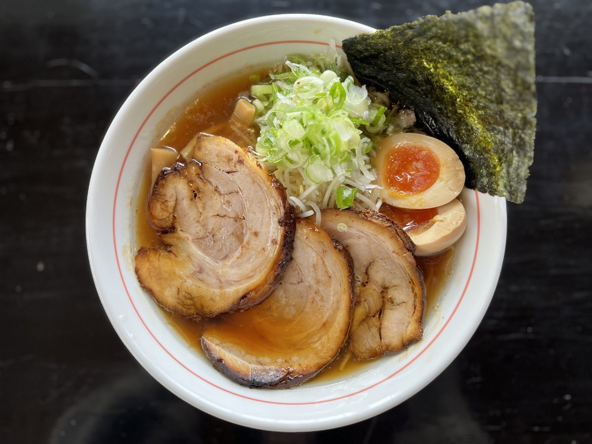 鳥取県米子市にある『麺や 銀之助』の特製ラーメン