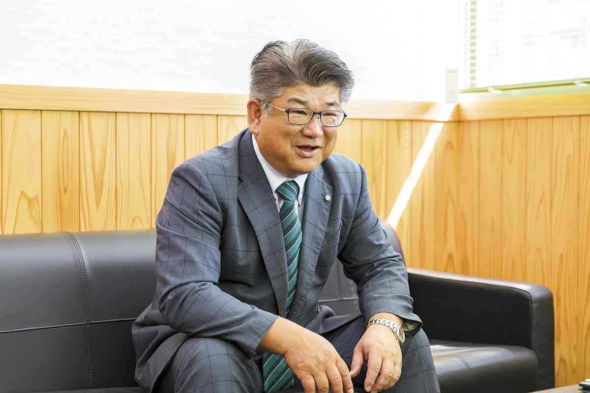 松江市「サンべ電気株式会社」の安達亨社長