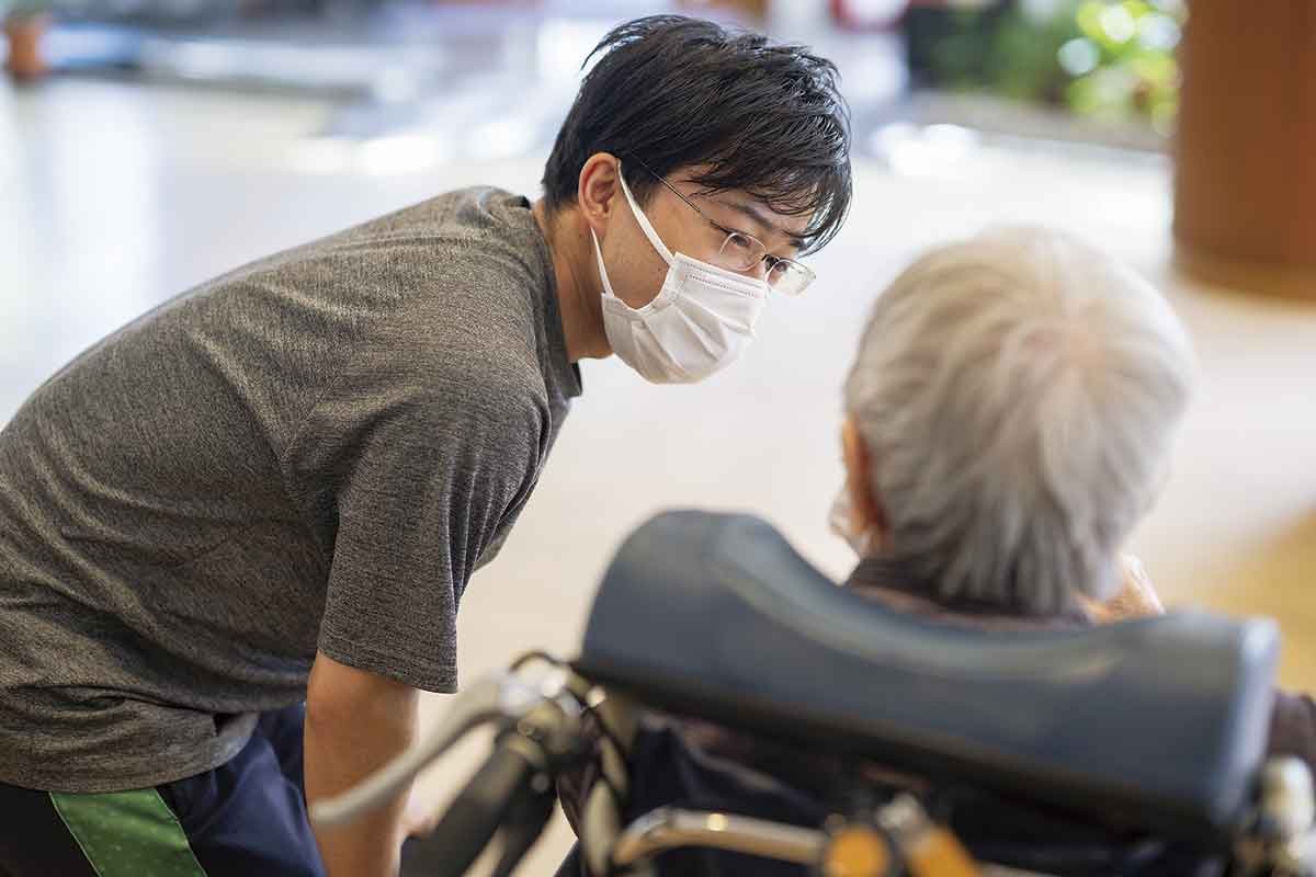 松江市「社会福祉法人 しらゆり会」の仕事風景