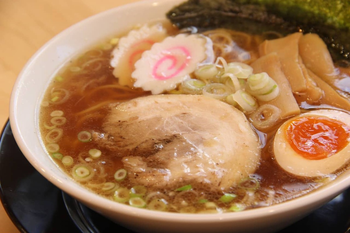 島根県出雲市にオープンした『ぶーちゃんら―めん』のラーメン