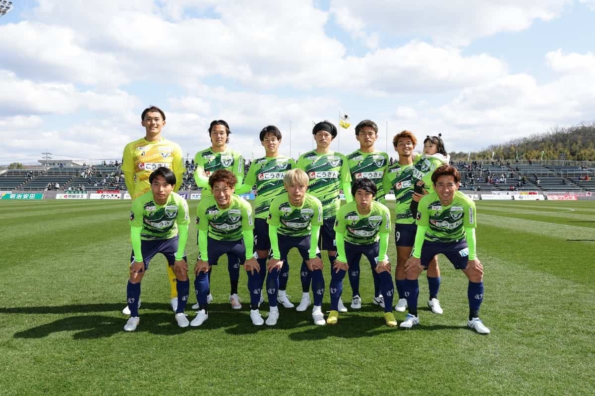 鳥取県のプロサッカークラブ「ガイナーレ鳥取」の試合風景