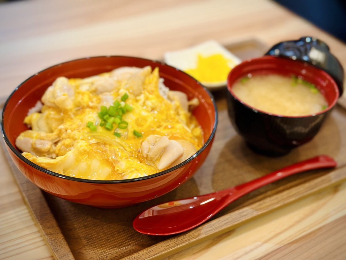 島根県雲南市にオープンした『たなべのたまごかけご飯 金ちゃん亭』のメニュー