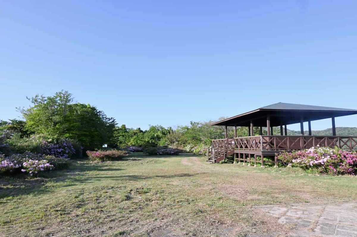 島根県松江市美保関にある『五本松公園』の展望台の様子