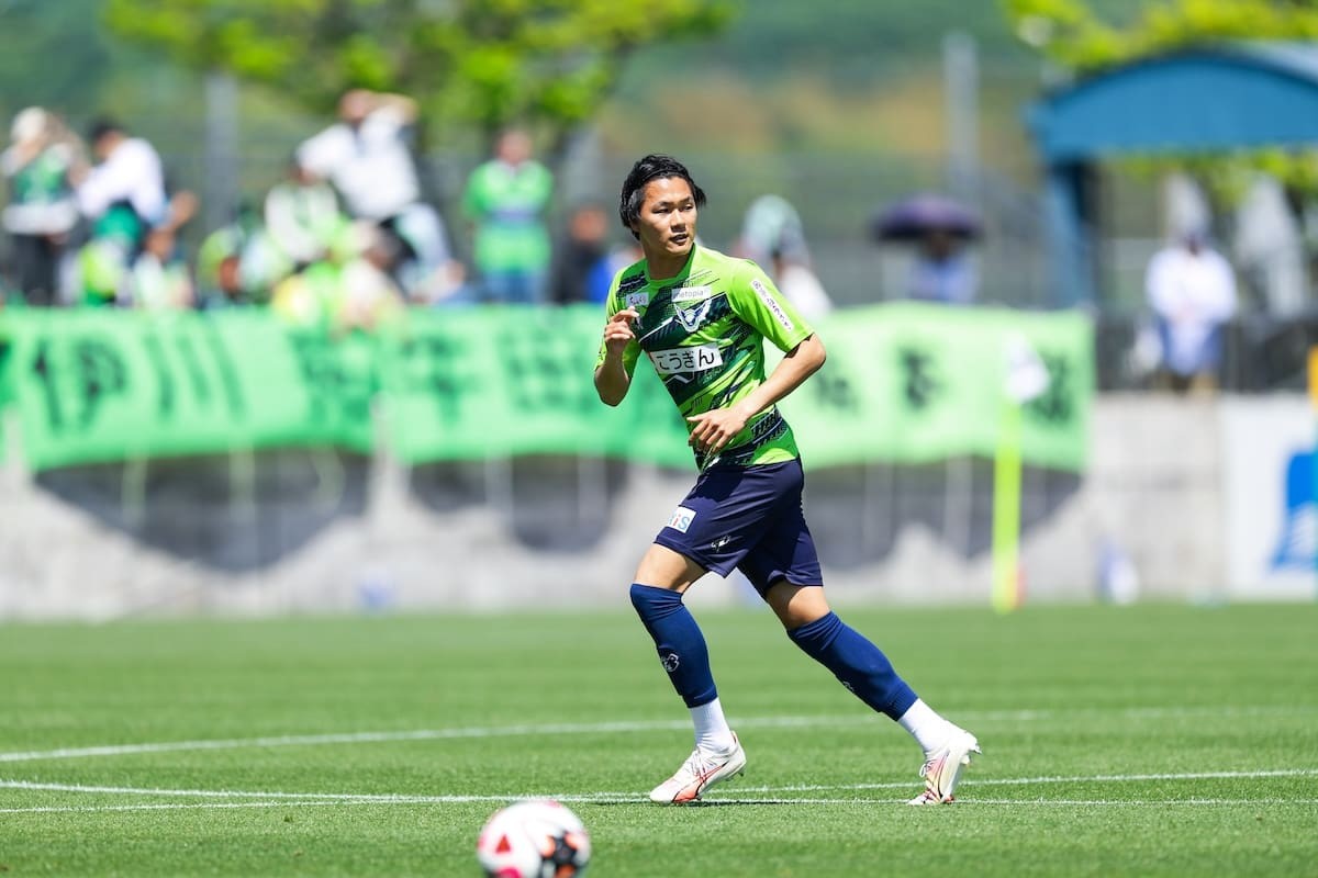 鳥取県のプロサッカークラブ「ガイナーレ鳥取」の試合風景