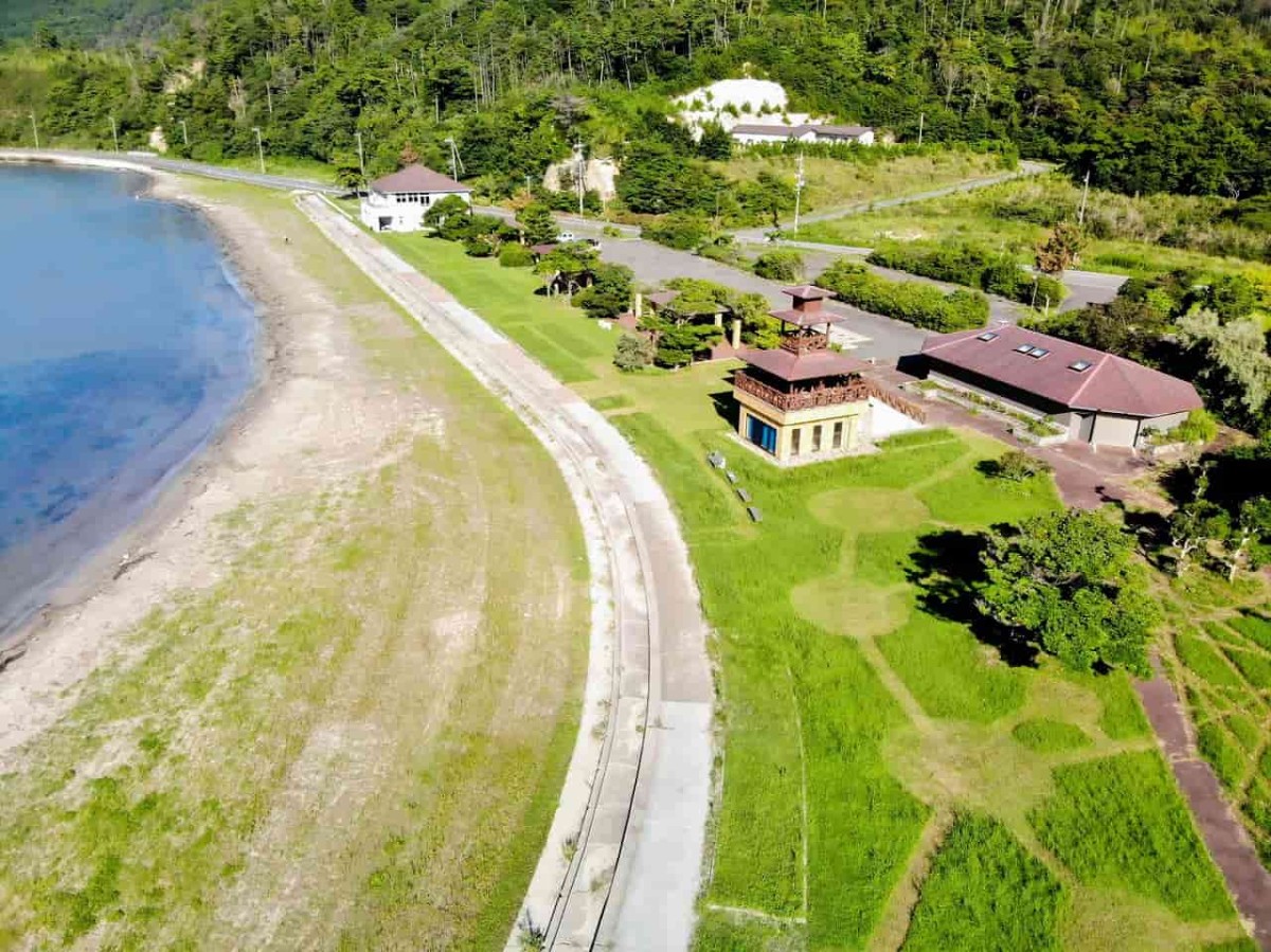 島根県隠岐郡隠岐の島町の『塩の浜キャンプ場』