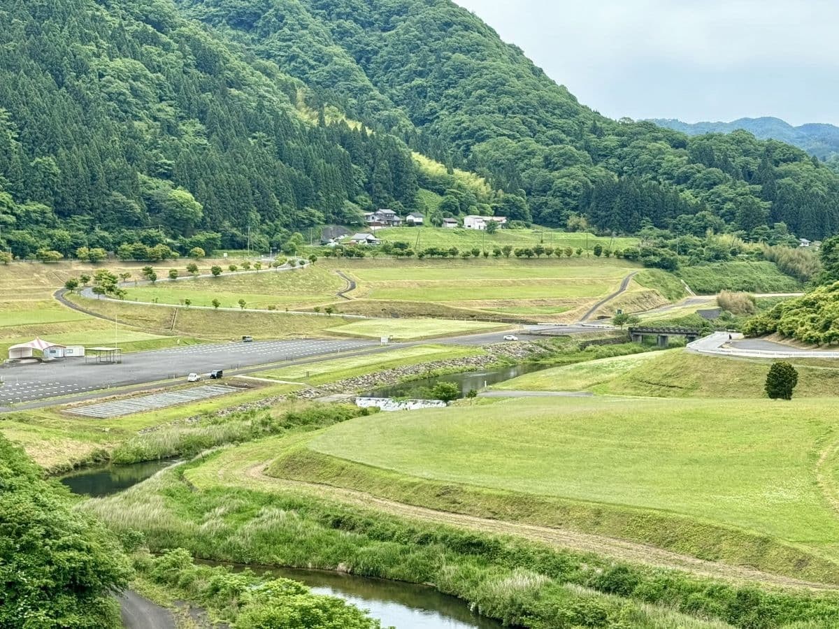 東三瓶フラワーバレーの全景