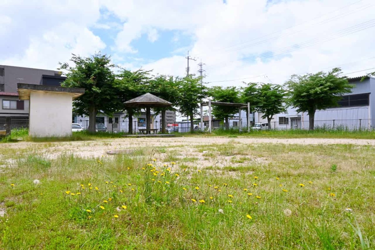 島根県松江市にある『沼児童公園』の様子