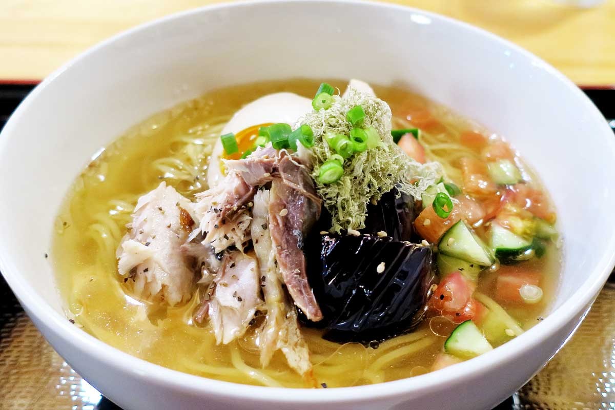 島根県雲南市の居酒屋『多納屋』の夏季限定ラーメン「うんなん冷麺」