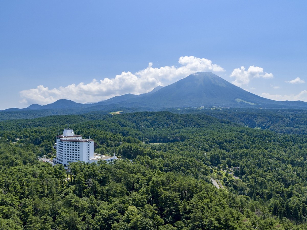 鳥取県伯耆町にあるホテル『メルキュール鳥取大山リゾート＆スパ』の外観