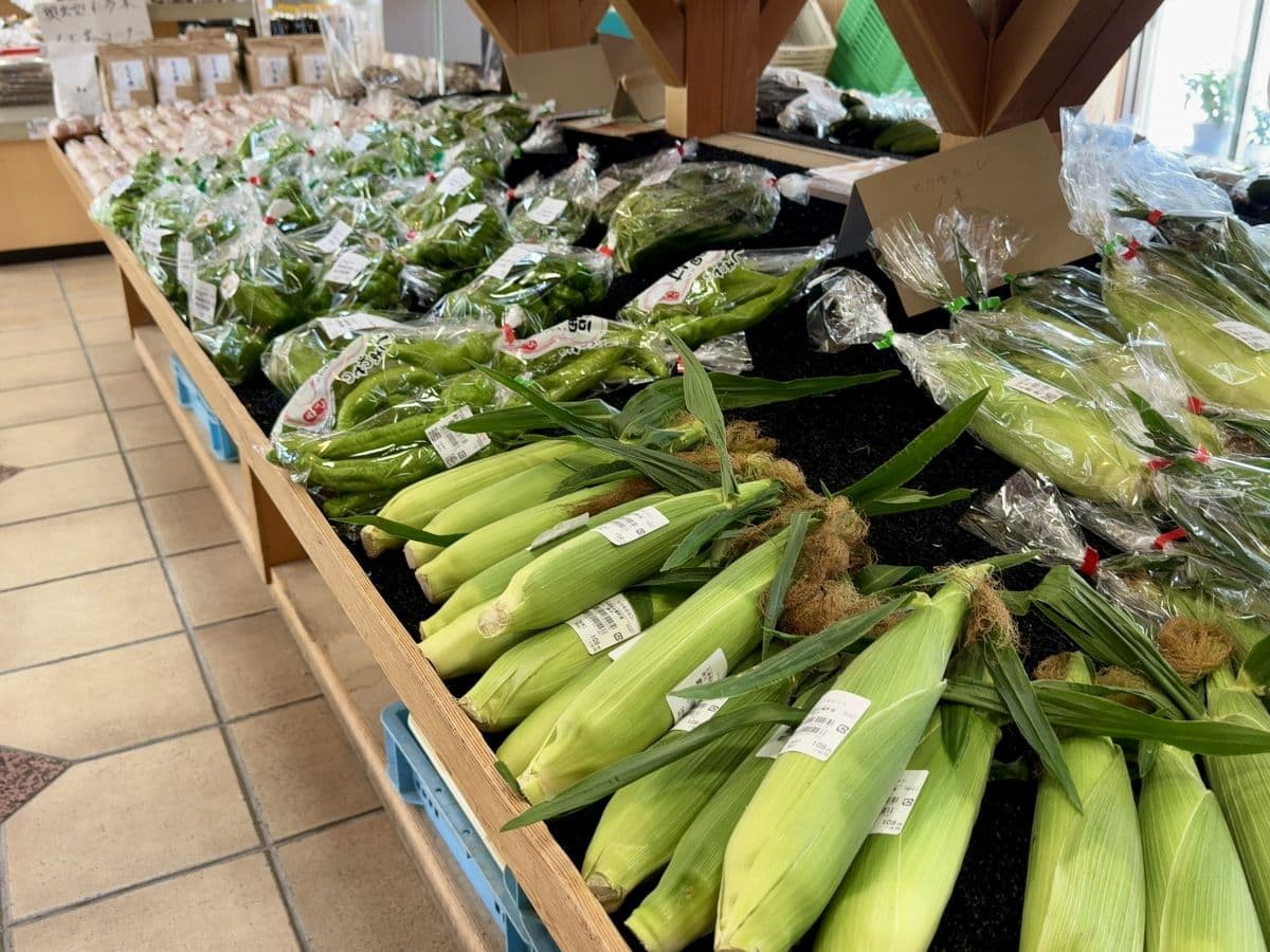 島根県奥出雲町のお土産どころ「仁多特産市」の店内