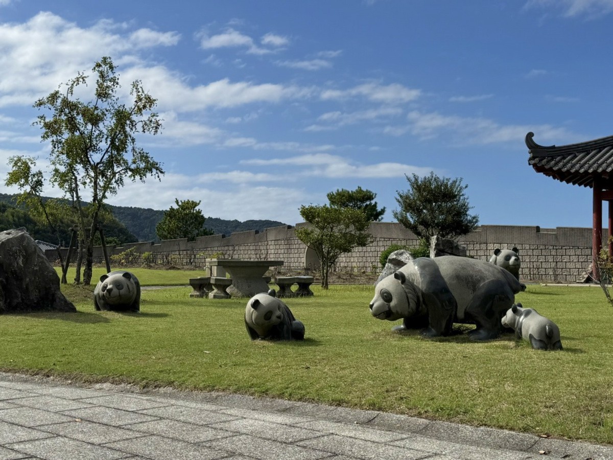 鳥取県湯梨浜町のB級スポット「パンダの楽園」の全景