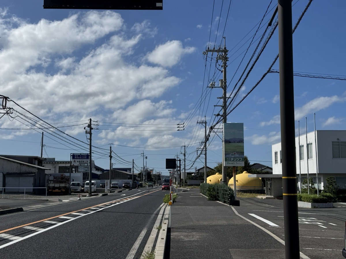鳥取県琴浦町にある「琴浦町防災備蓄倉庫」の外観