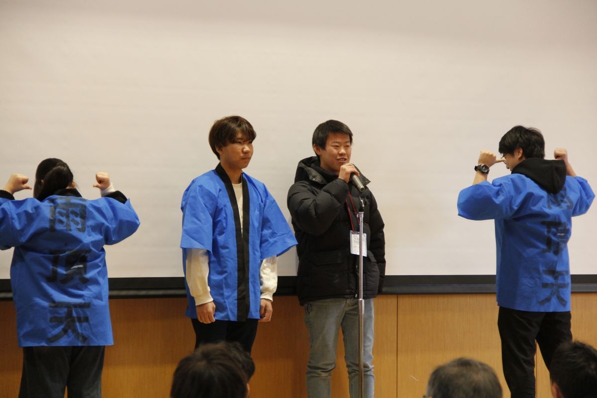 江津市で開催されたイベント「地域づくりオールスター祭」の会場内の様子