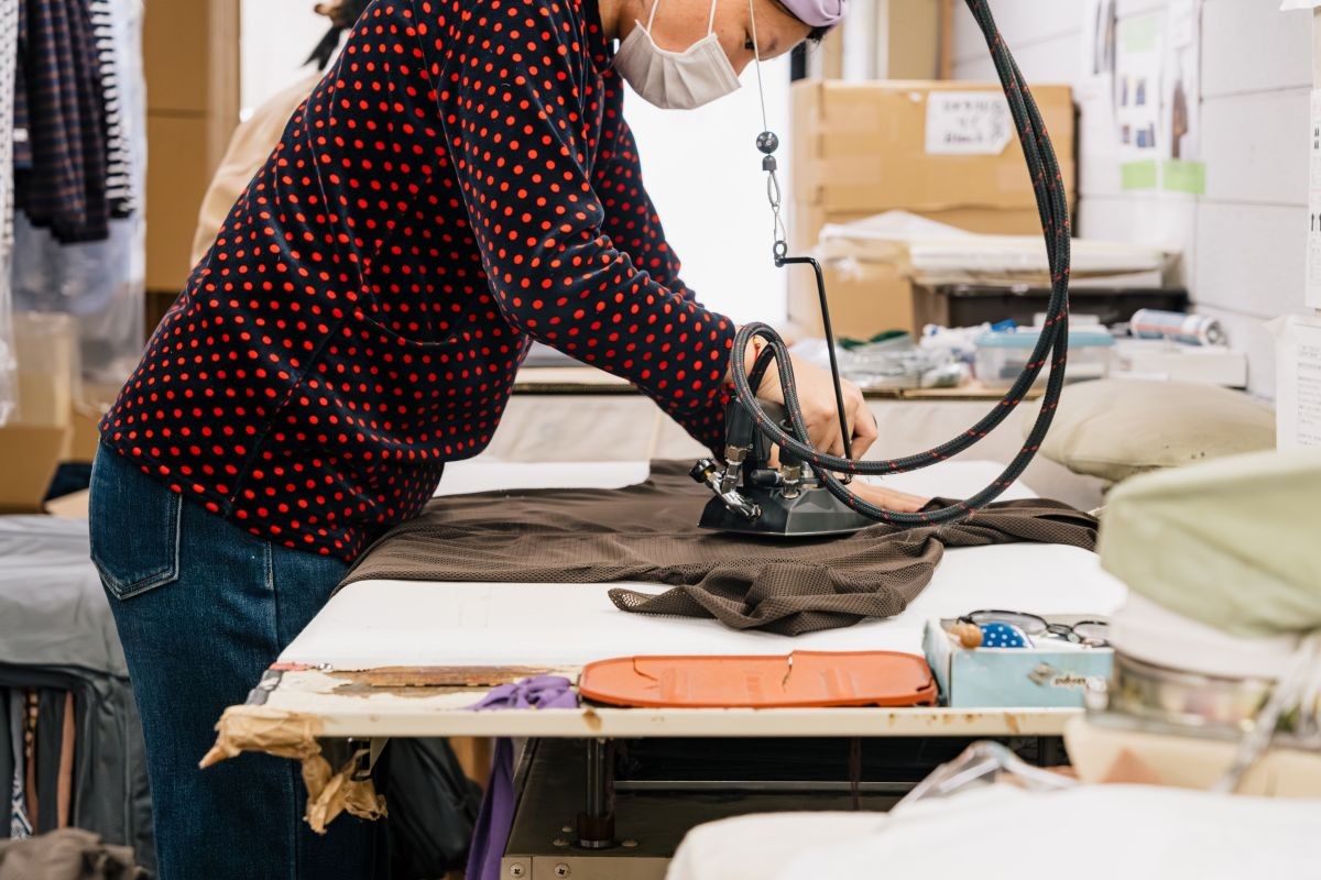 島根県出雲市の洋裁工場「スリーケー」の工場内部の様子