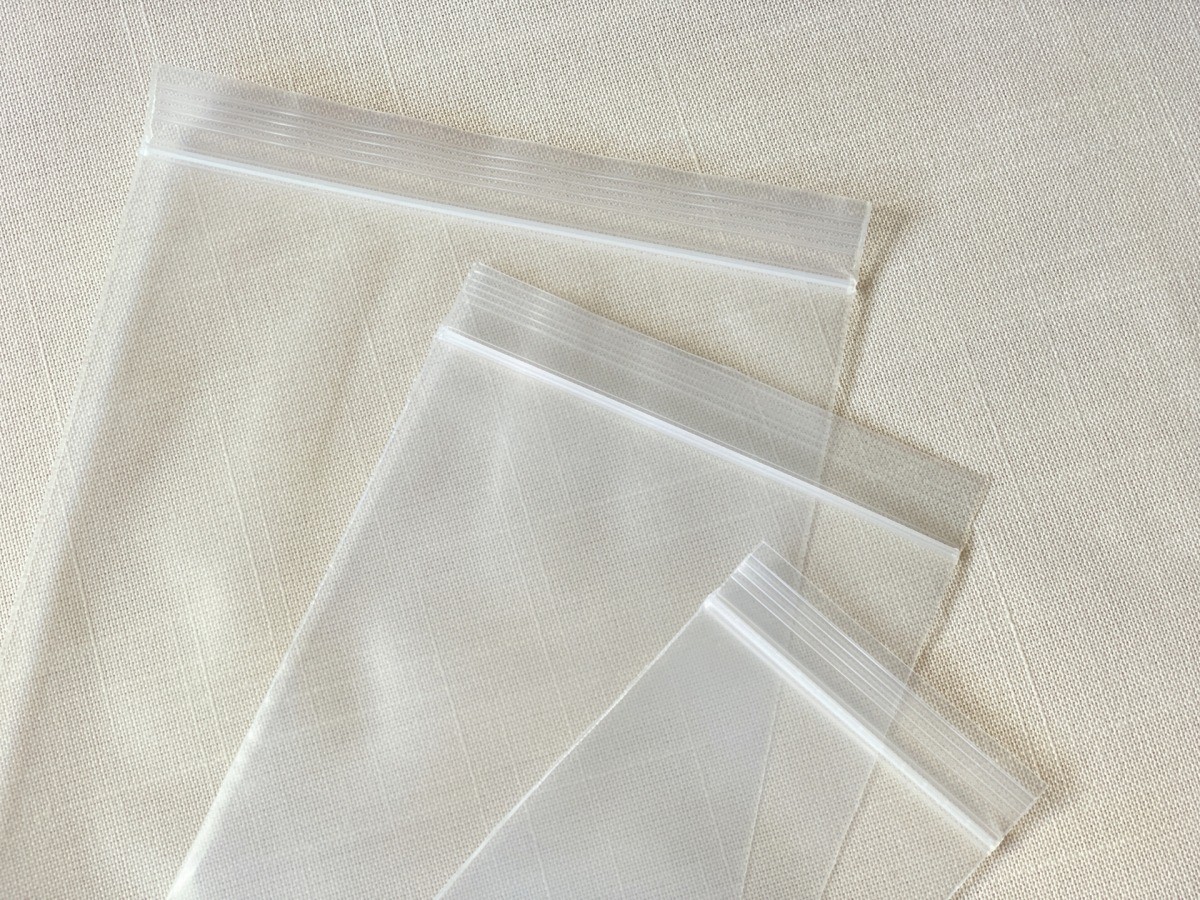 チャック付きの袋