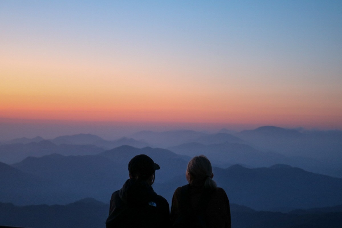 島根県大田市・三瓶山で開催されるイベント「天空の朝ごはん」の開催時の様子
