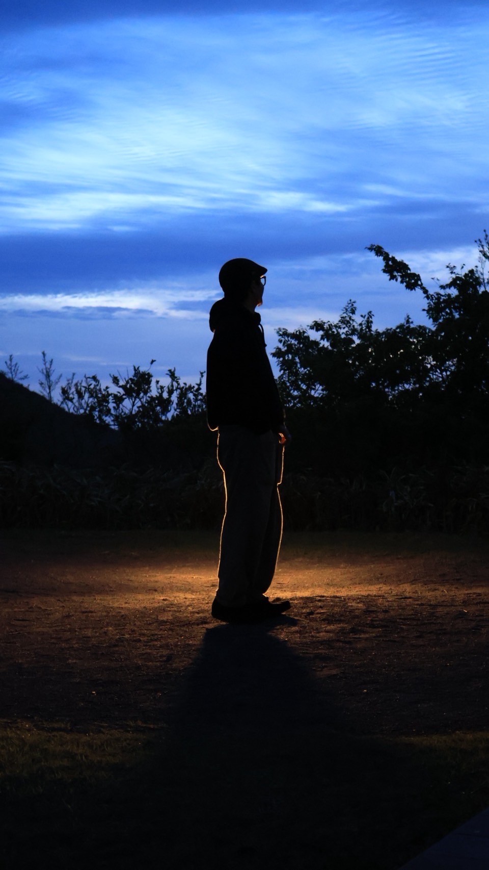 三瓶山シルエットフォト体験の撮影イメージ