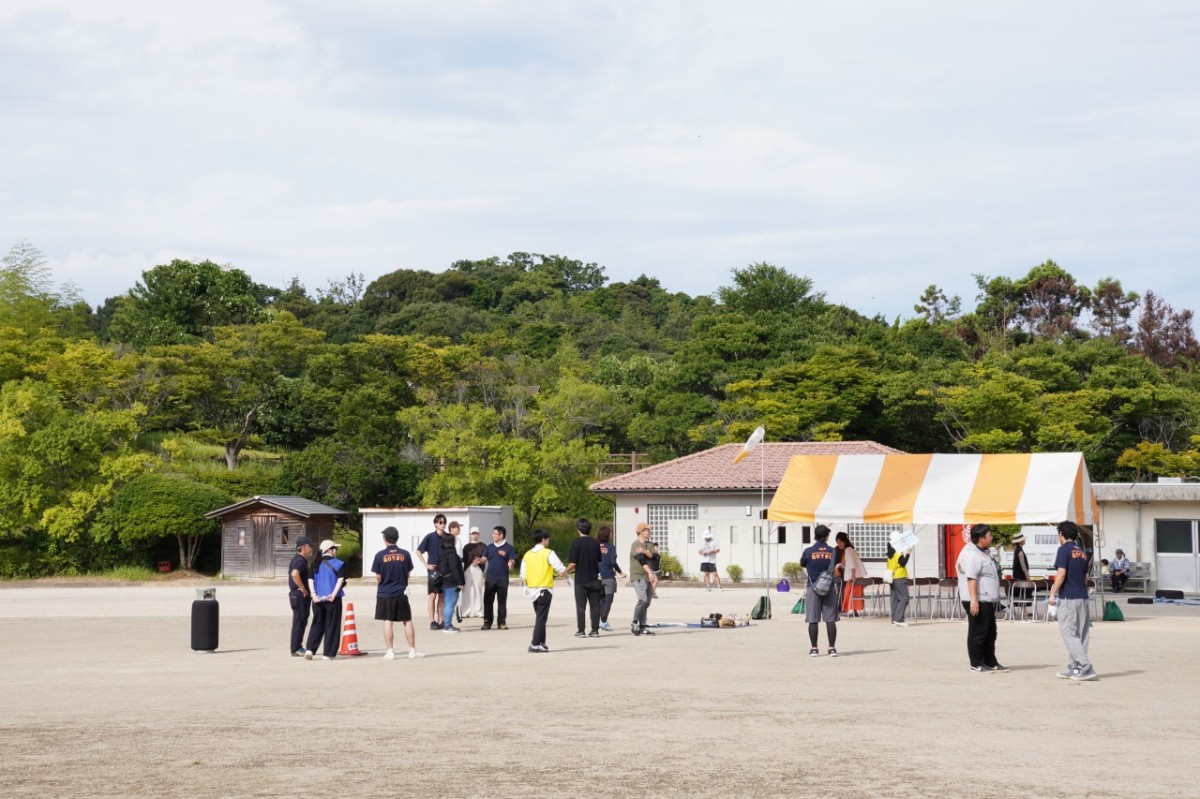 島根県江津市で開催された「気球フェス」の会場の様子