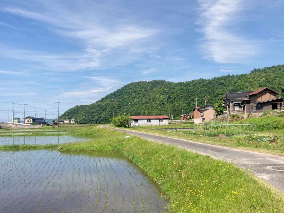 鳥取県倉吉市耳地区にあるモニュメント