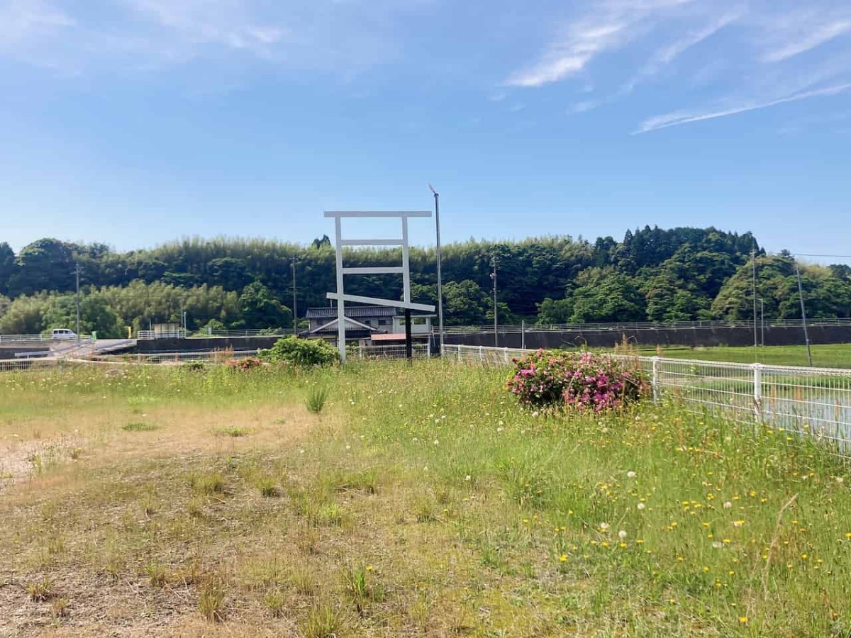 鳥取県倉吉市耳地区にあるモニュメント