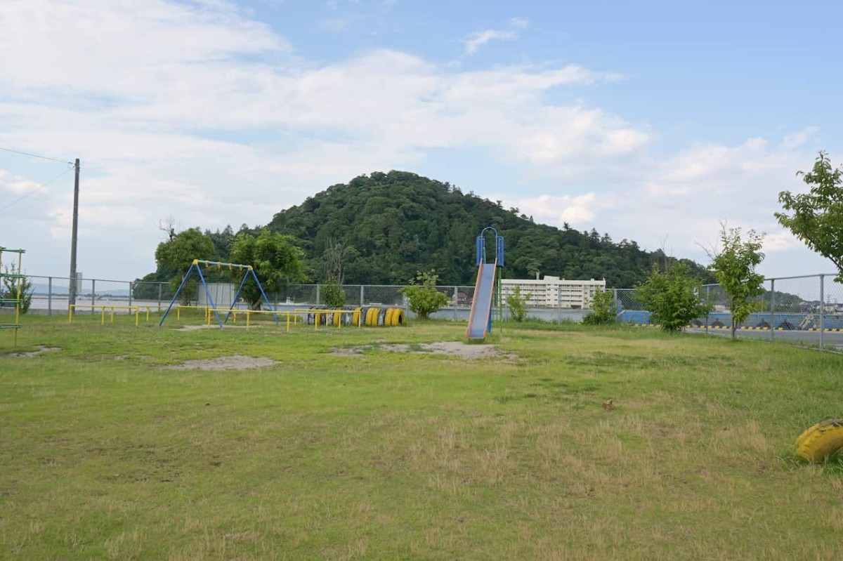 島根県安来市にある『とかみ児童遊園』の園内
