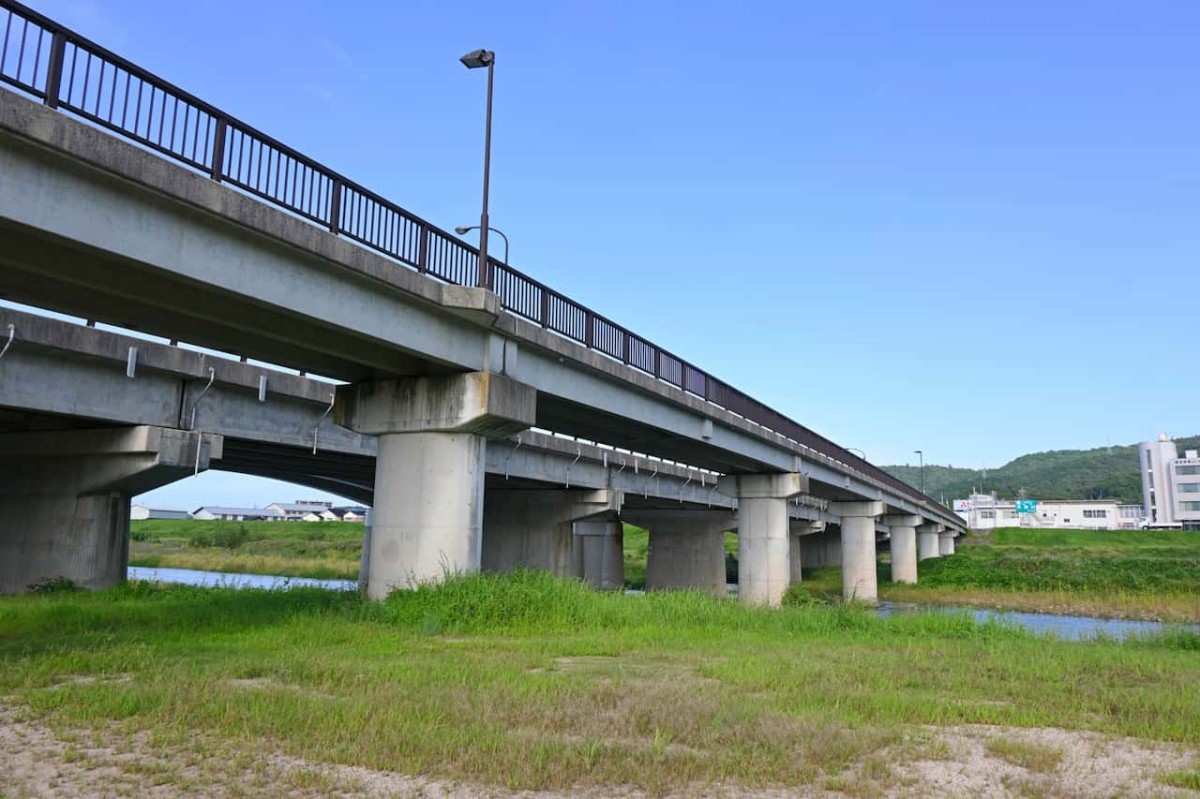 鳥取県倉吉市にある『飛天夢広場』の様子