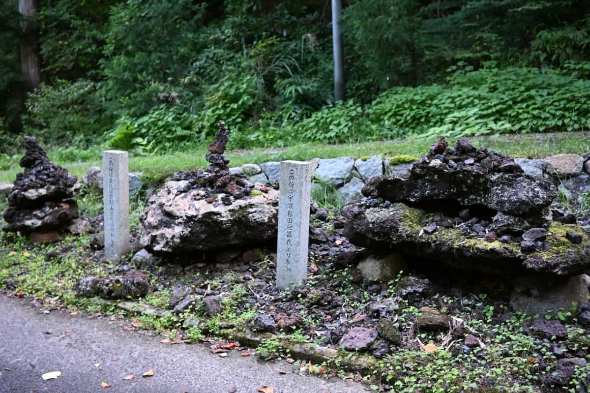 島根県安来市広瀬町にある『金屋子神社』の様子