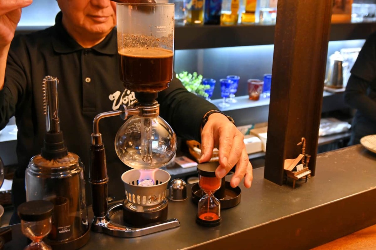 鳥取県米子市にあるジャズ喫茶『ズージャクラブ』のマスター