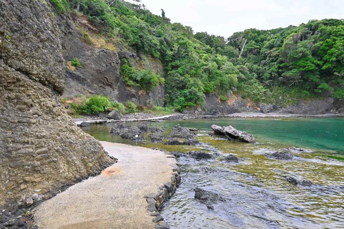 島根県松江市にある桂島キャンプ場の遊歩道からの眺め