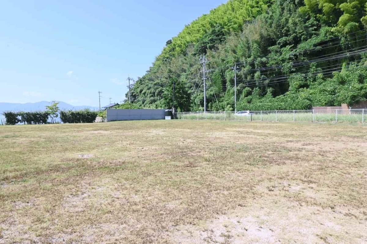 島根県松江市にある『大海崎メモリアルパークドッグラン広場』