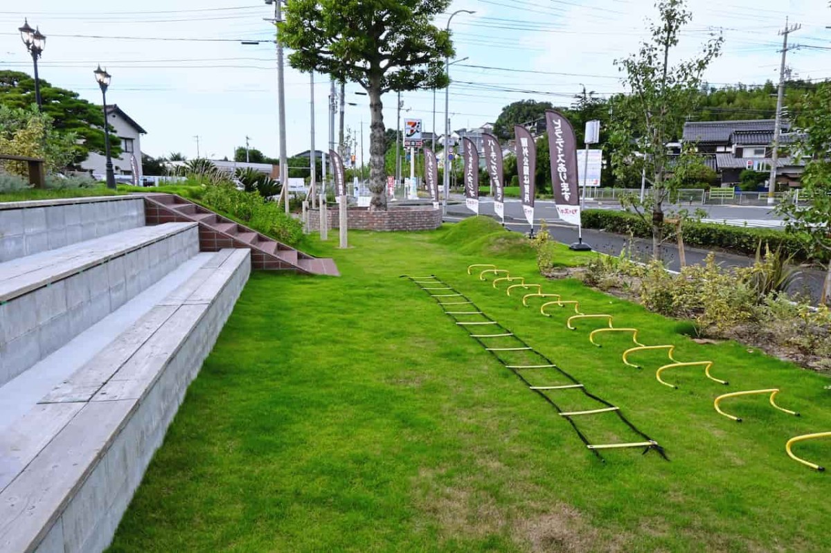 鳥取県鳥取市の「懸樋工務店」内にある『カケヒスポーツパーク』の広場