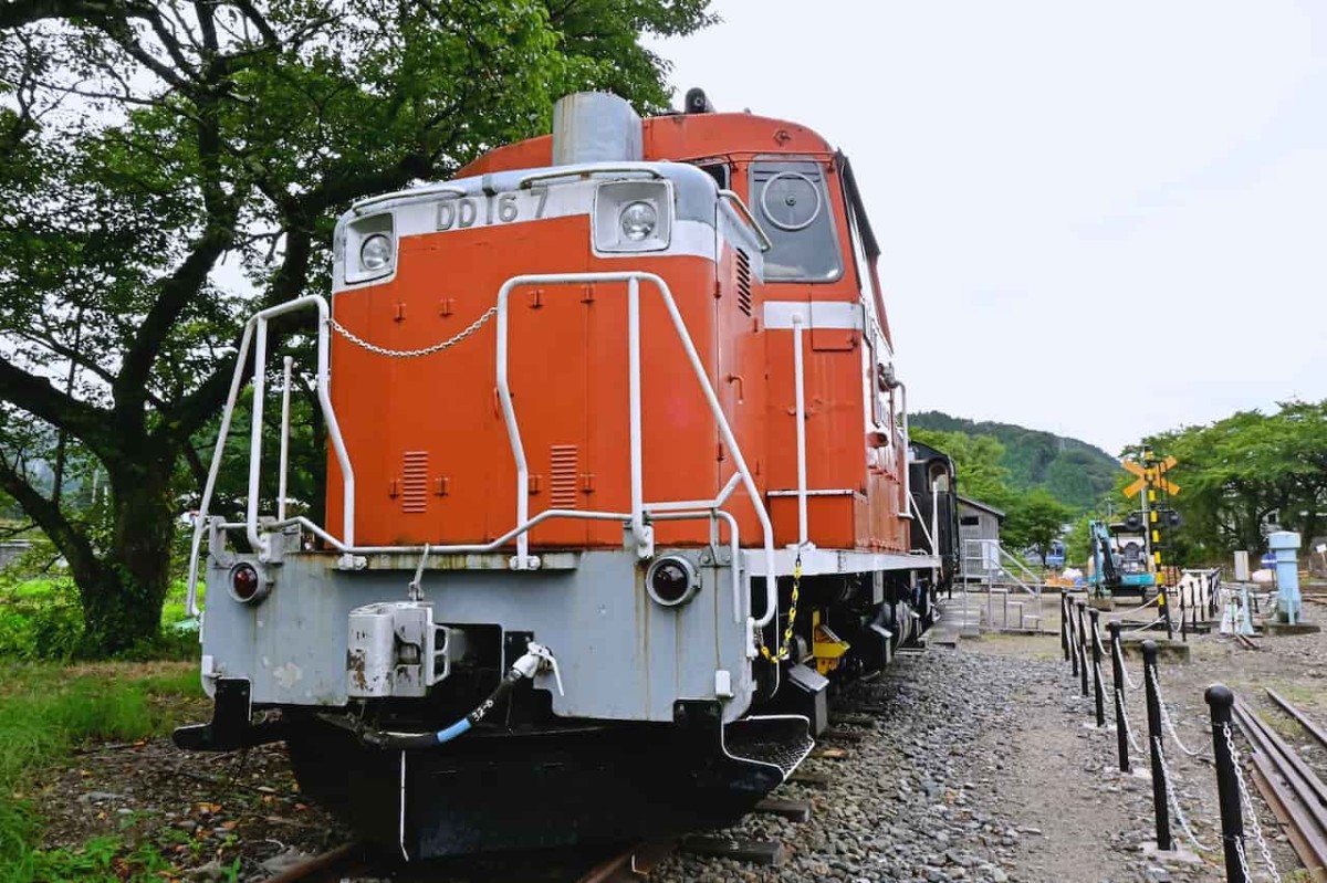 鳥取県八頭郡若桜町にある『若桜駅』のホーム