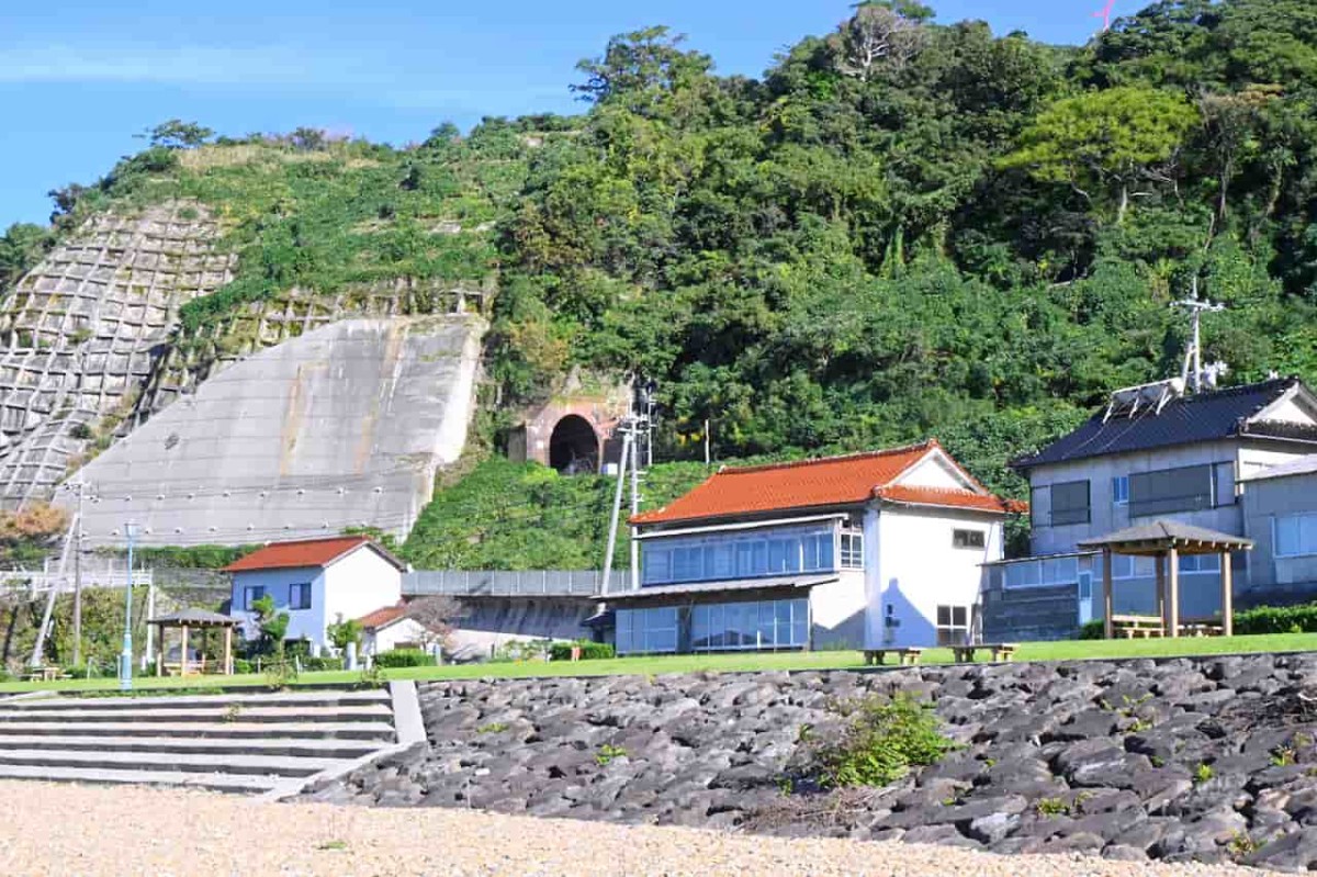 島根県出雲市にある『田儀港海岸公園』内の様子