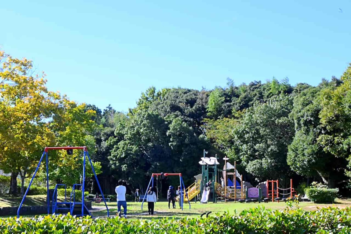 島根県出雲市にある『湖陵総合公園』の子ども広場