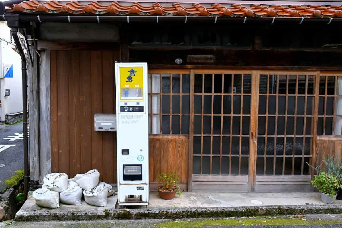 鳥取県鳥取市にある吉岡温泉の様子