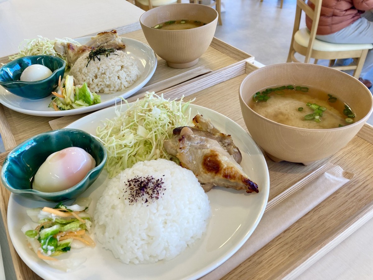 島根県松江市にオープンした『食堂とカフェ つくる』のランチメニュー