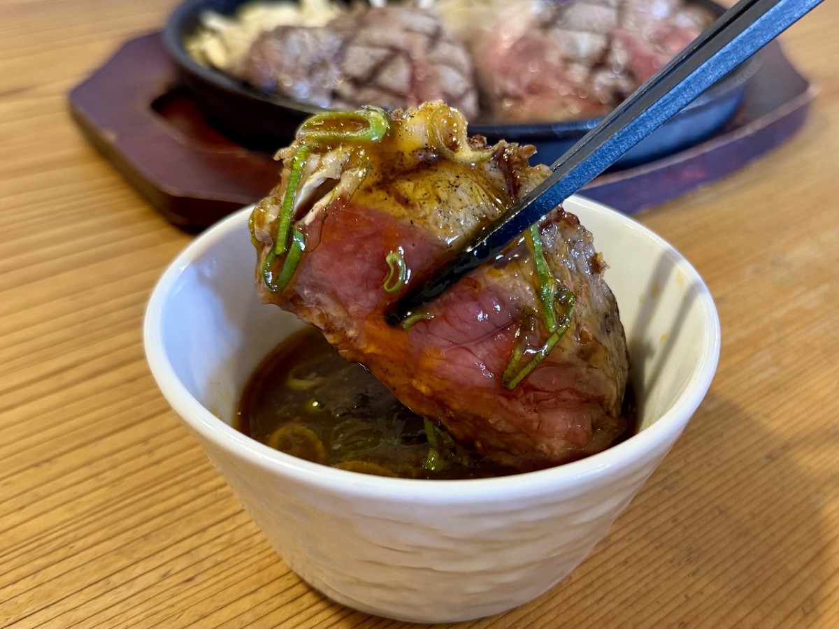 鳥取県米子市にある『鉄板ステーキ食堂 京の肉奉行』のメニュー