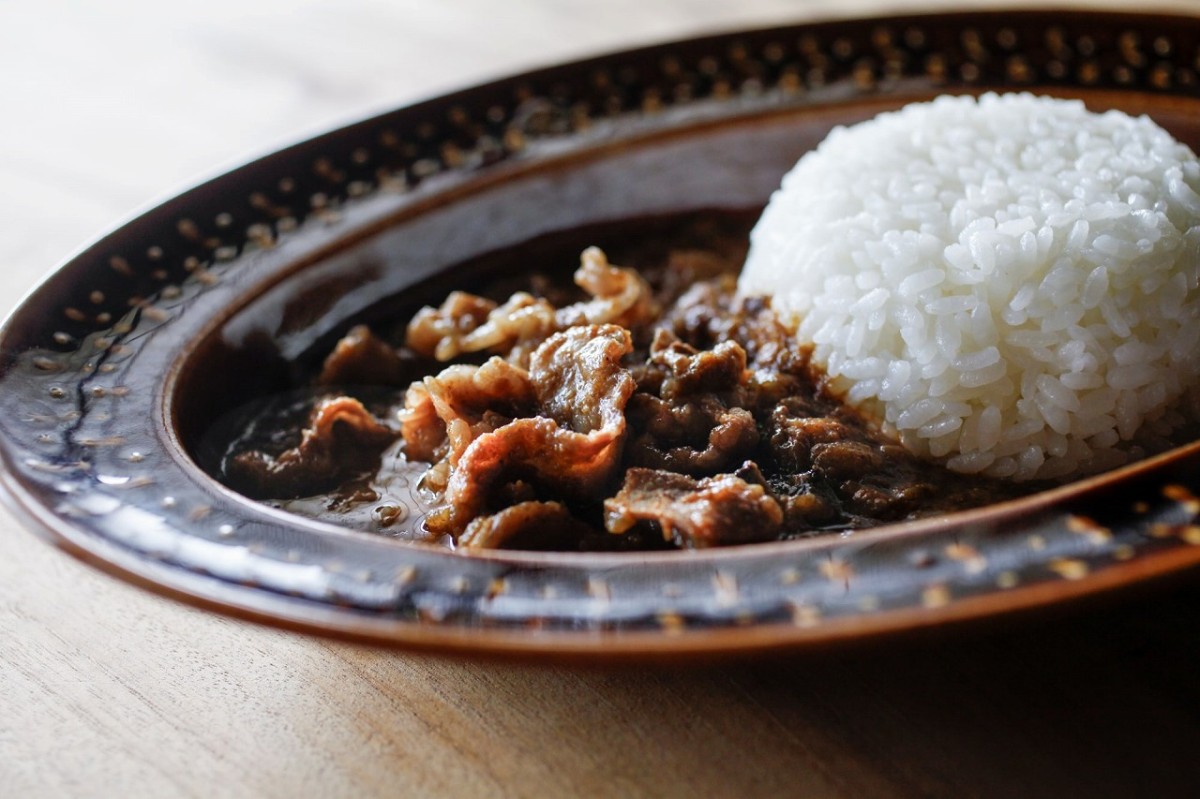 島根県江津市にオープンした飲食店『CURRY &amp; BEER 山椒魚』のカレー