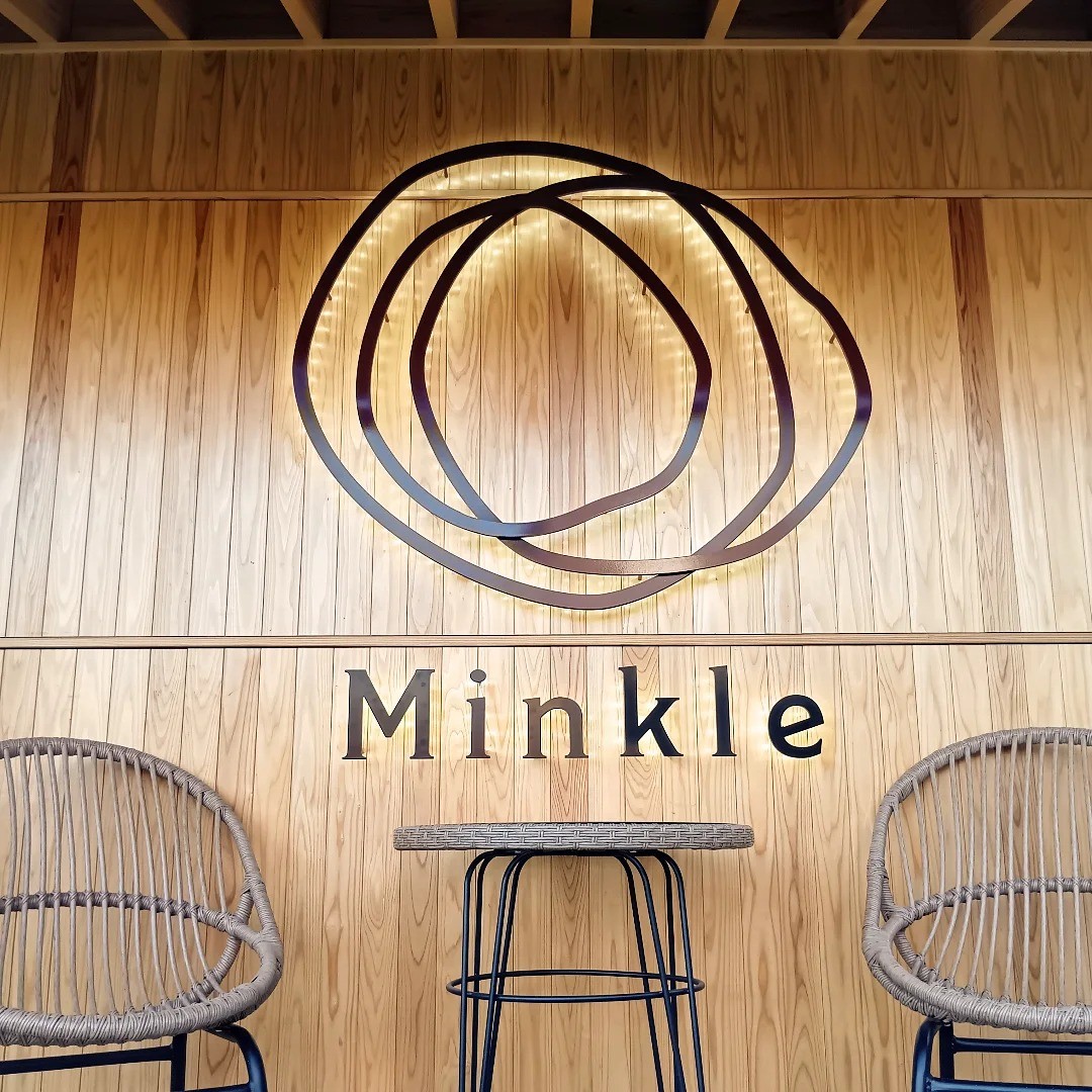 島根県出雲市にオープンしたカフェ『Minkle（ミンクル）』の外観