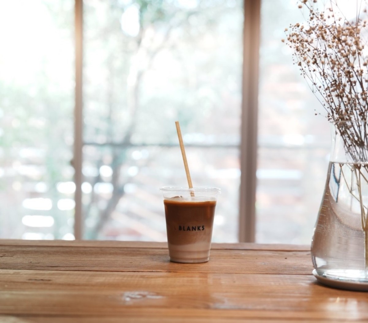 島根県出雲市大社町に移転した自家焙煎コーヒー店『BLANKS』のドリンク
